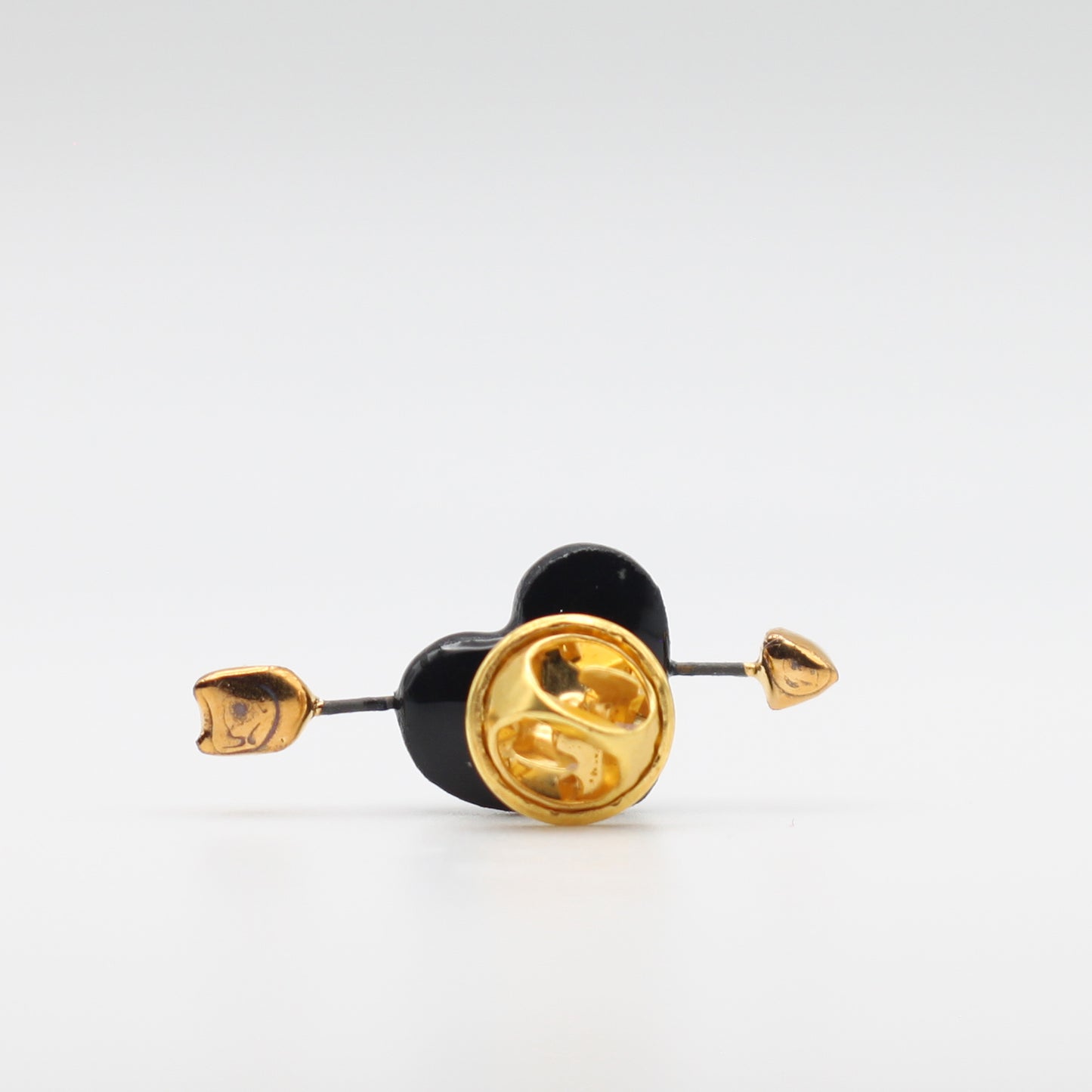 Small Porcelain Heart with Arrow Pin